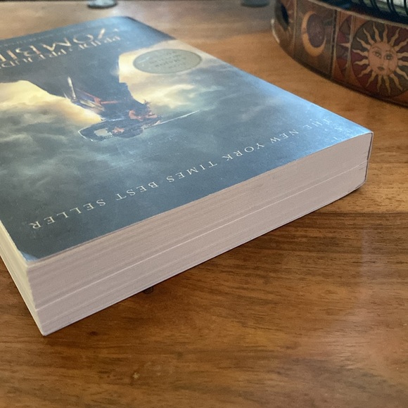 🧟♀️ Pride and Prejudice and Zombies 📖 Special Edition with Movie Photos - Picture 3 of 6